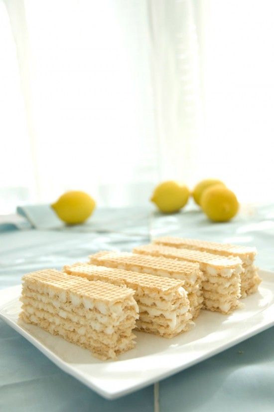 Lemon cream cheese wafers