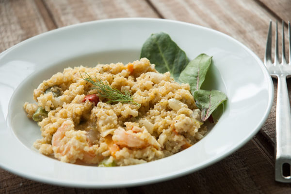 Cheesy Baked Quinoa with Shrimp and Vegetables