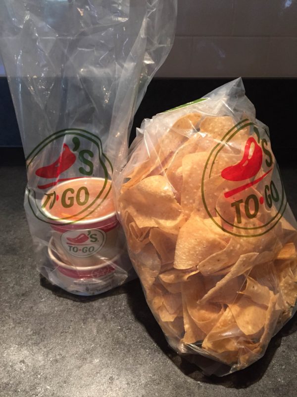 Chili's chips 'n queso to go